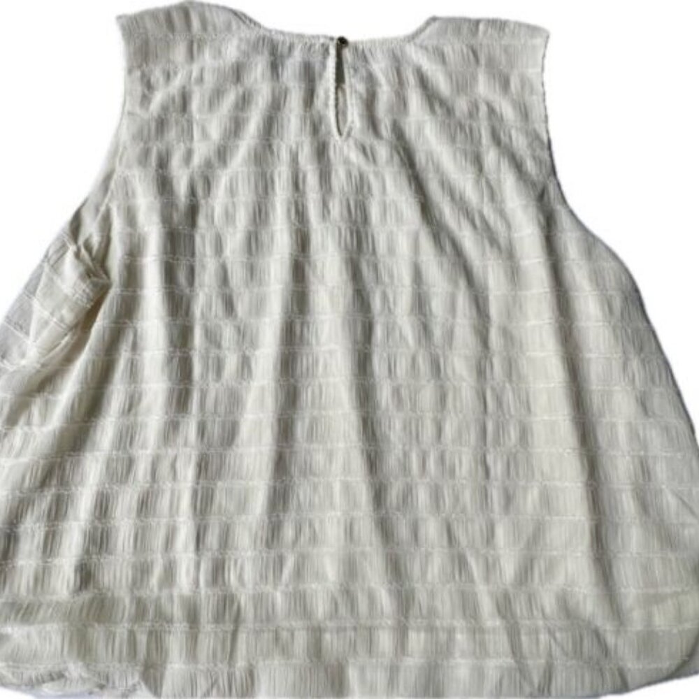 liz claiborne Sleeveless Blouse Size 2X Ivory